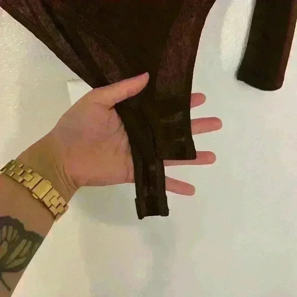 February 21 Mock neck bodysuit - Picture 2 of 5